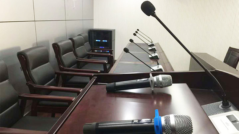 麥景龍為陜西司法局提供會議擴聲系統！